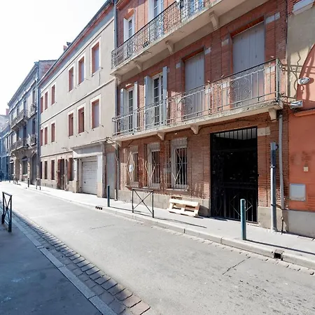 L'aubuisson - Climatise Avec Terrasse Privee